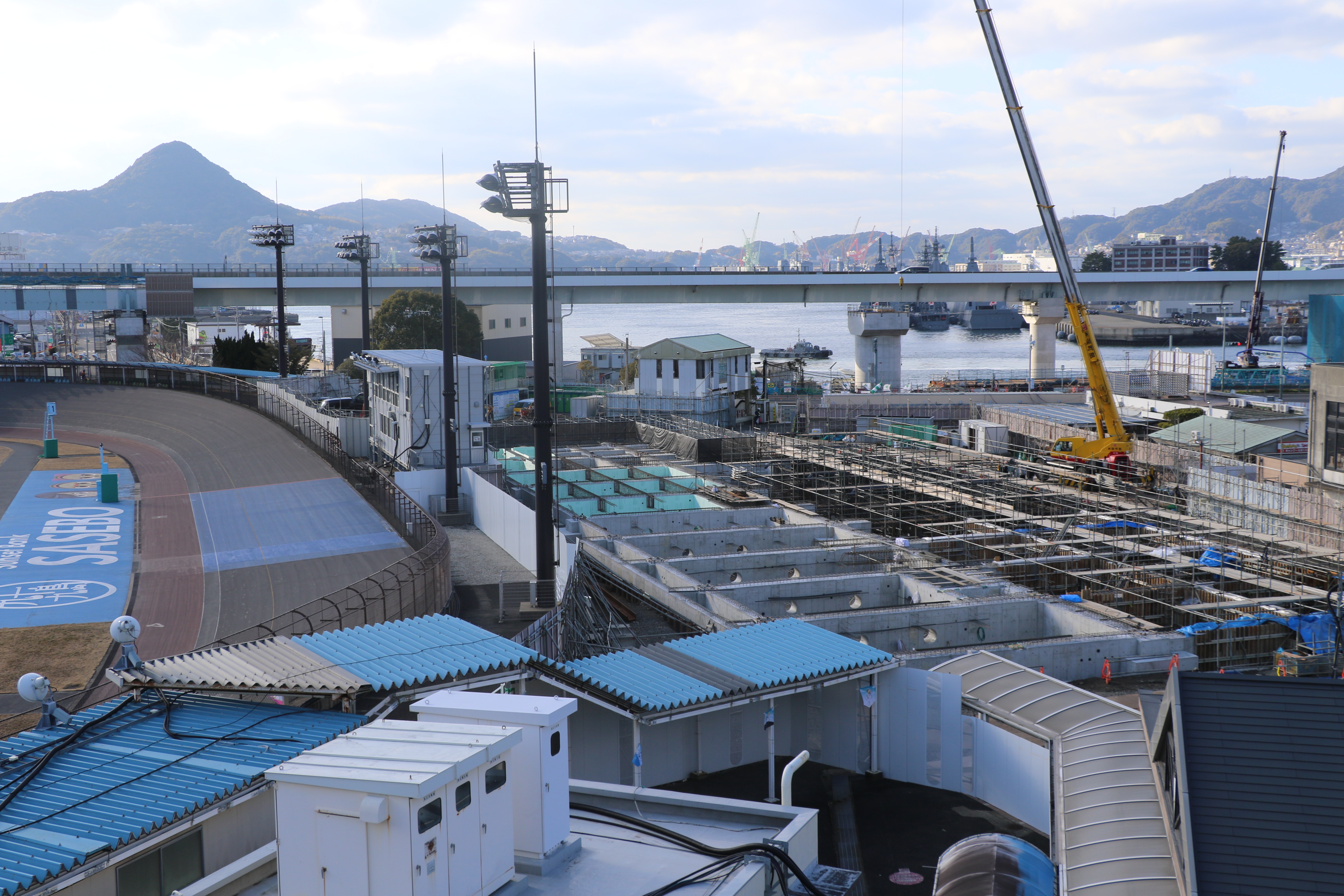 スタンド工事中